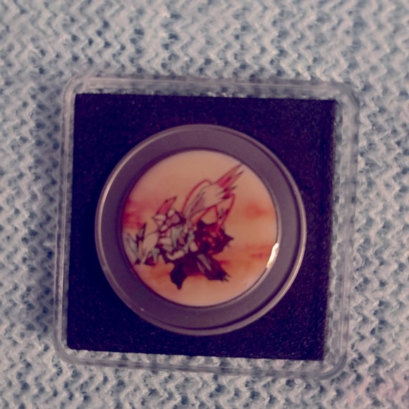 Pokemon White Version 2 collector coin - Picture 2 of 2